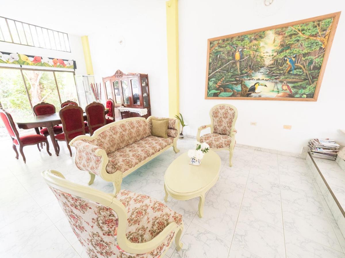 Punta Caribana Casa Hotel Necoclí エクステリア 写真